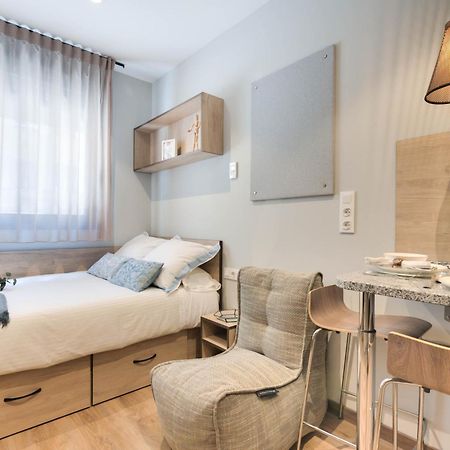 Livensa Living Pamplona Albergue Juvenil Exterior foto